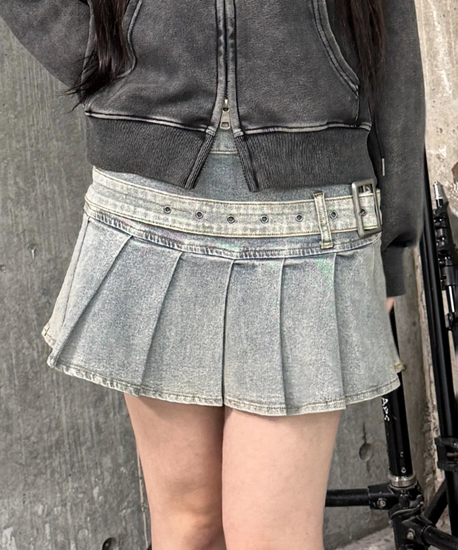 Wベルトデニムプリーツミニスカパン