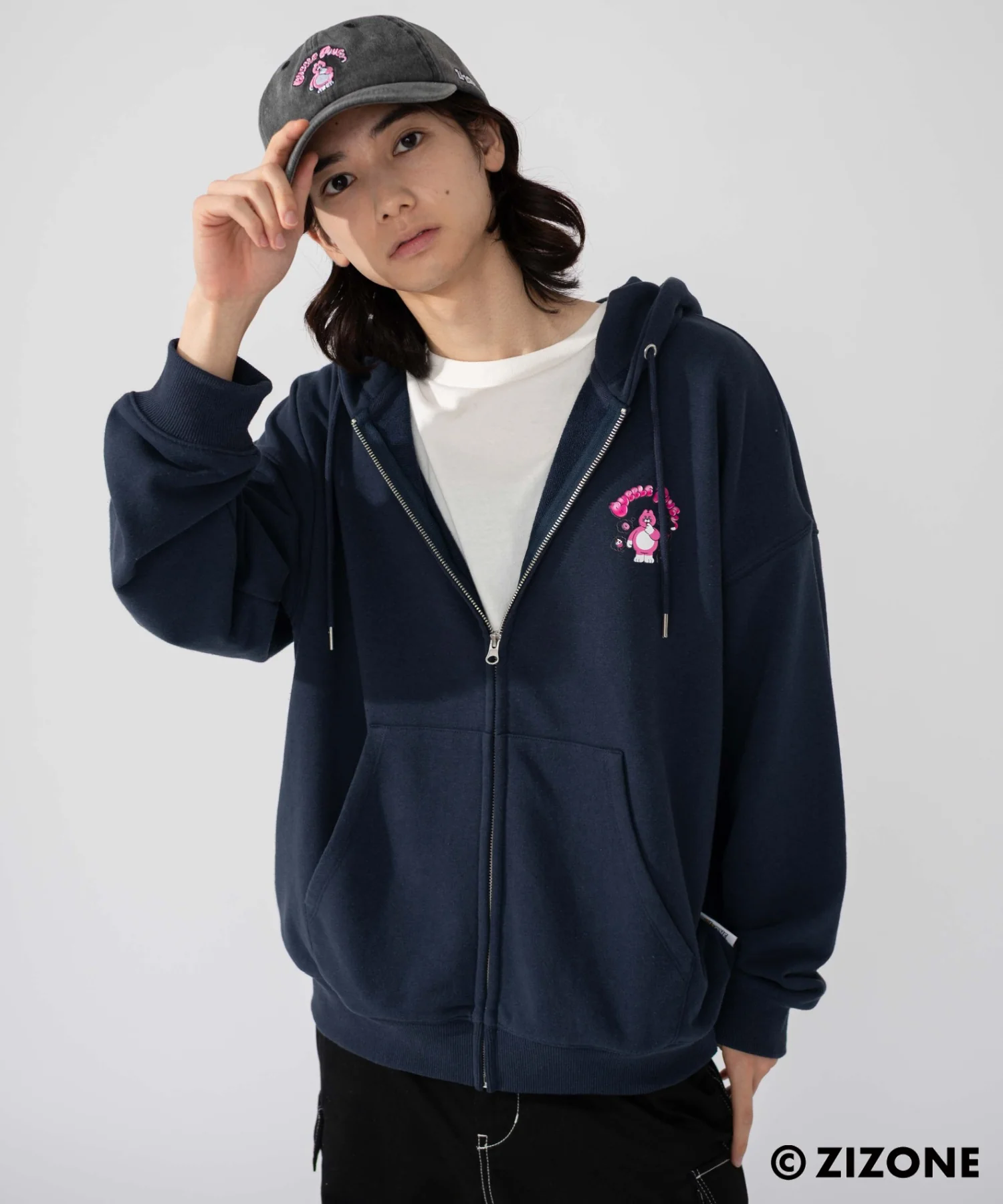 別注ZIZONEグラフィックZIPパーカー - Image 7