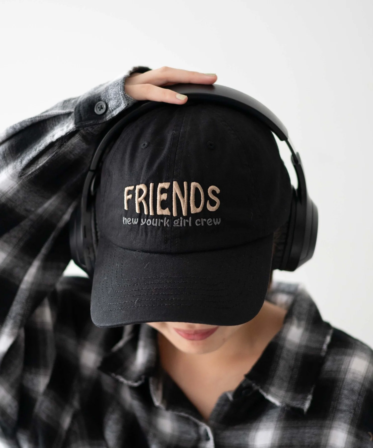 FRIENDSロゴキャップ