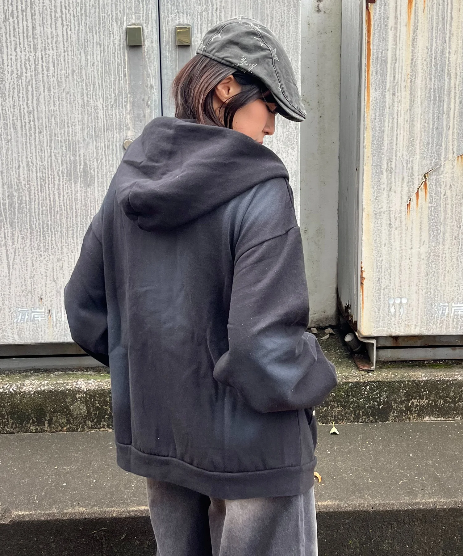 SEQUENZ ロゴフェードZIPパーカー - Image 12