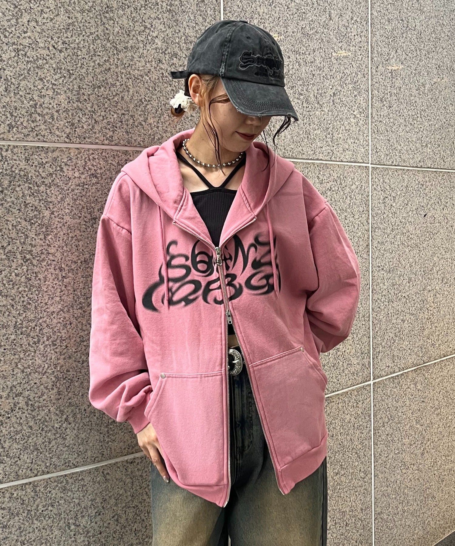 SEQUENZ ロゴフェードZIPパーカー - Image 2