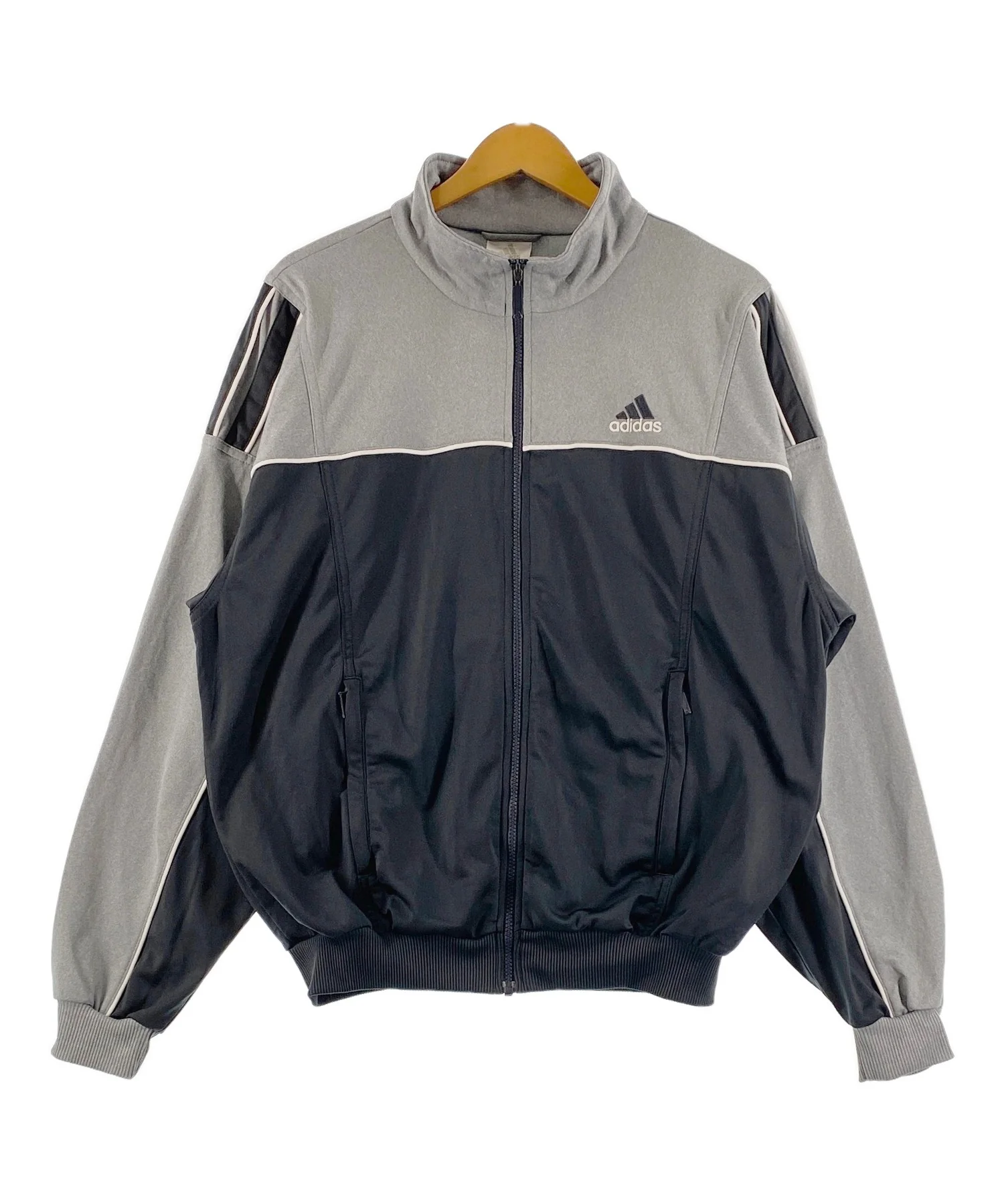 adidasブランドジャージ