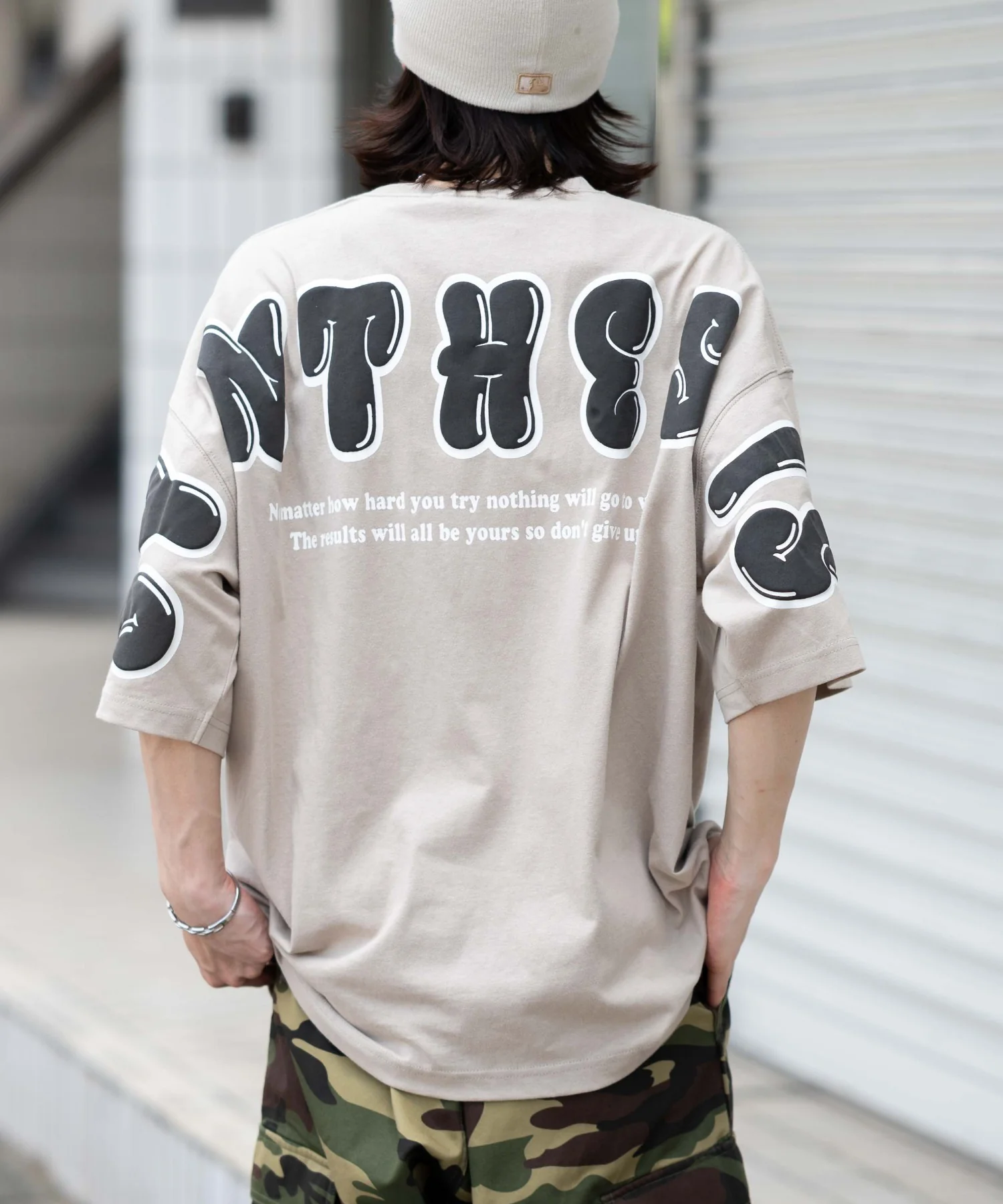 アクセ付きストレートロゴT(SS) - Image 13