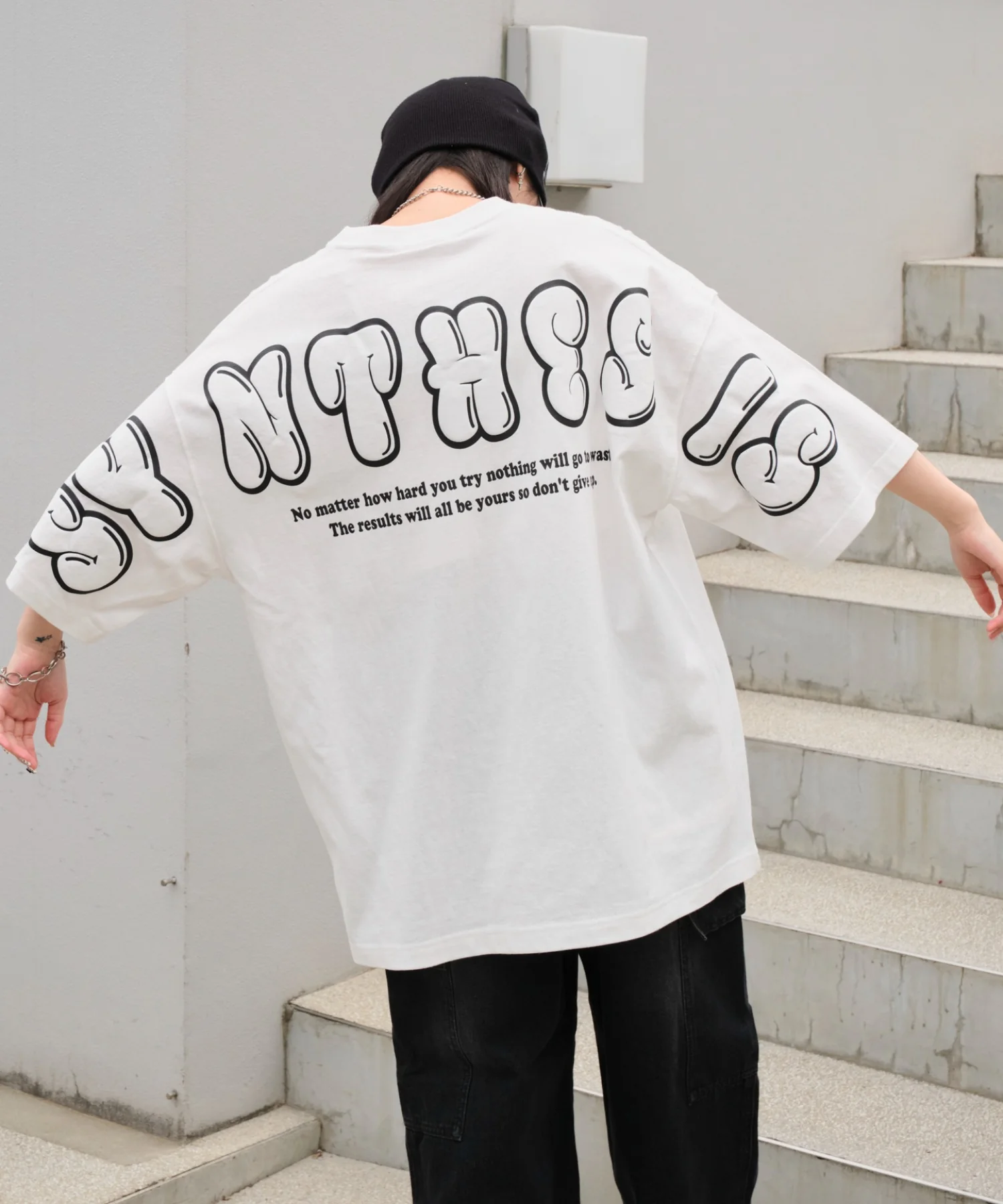 アクセ付きストレートロゴT(SS) - Image 24
