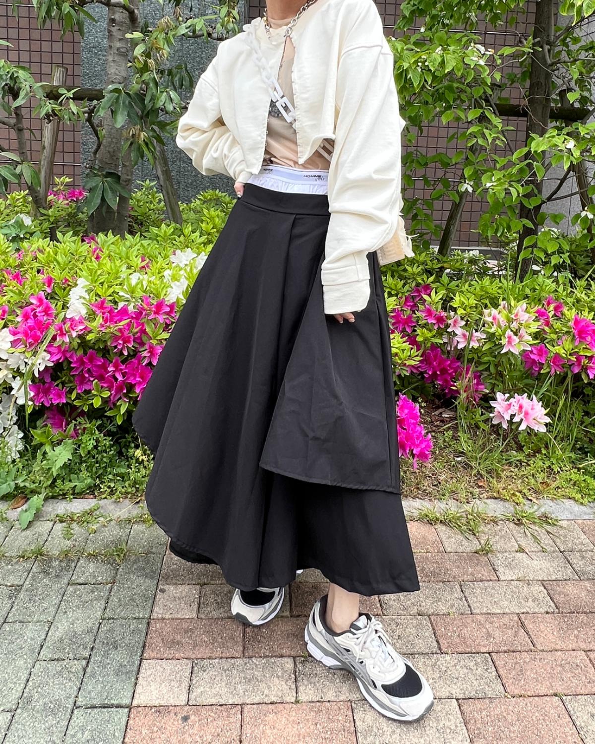 レイヤードアシンメトリースカート