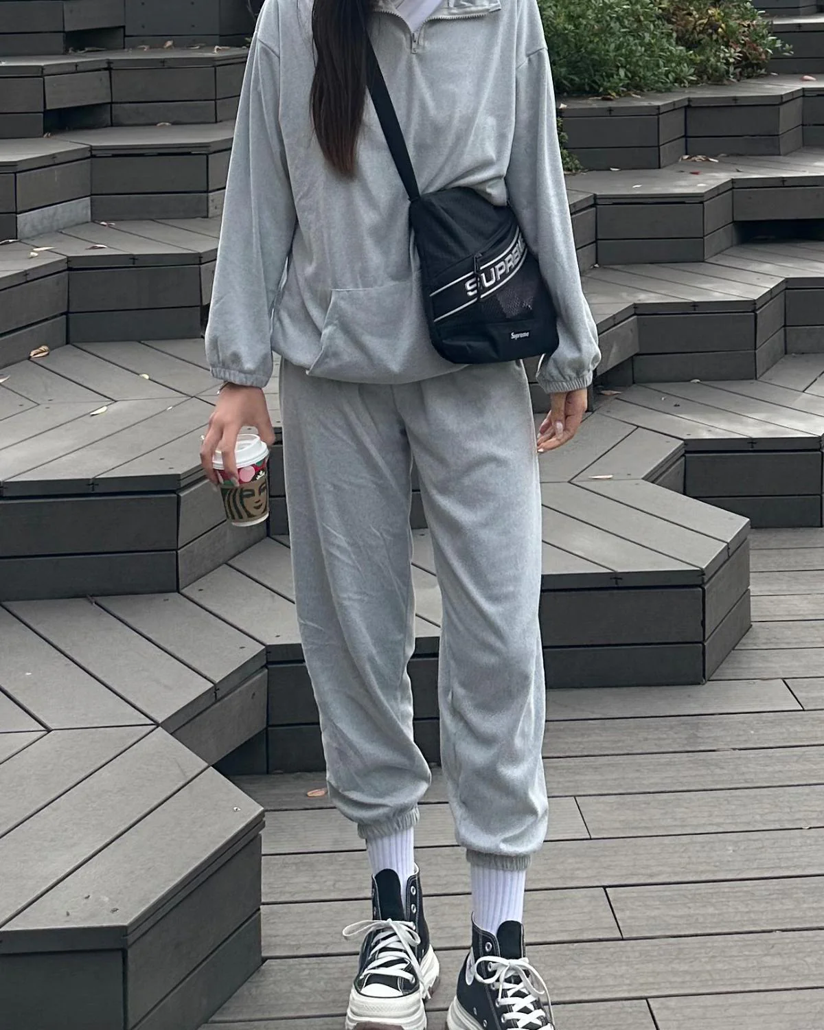 ハーフジップスウェットセットアップ